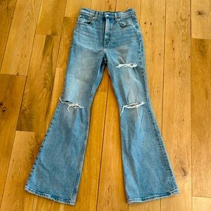 Levi’s 70s High Flare Size 26 - Worn less than 5 times!